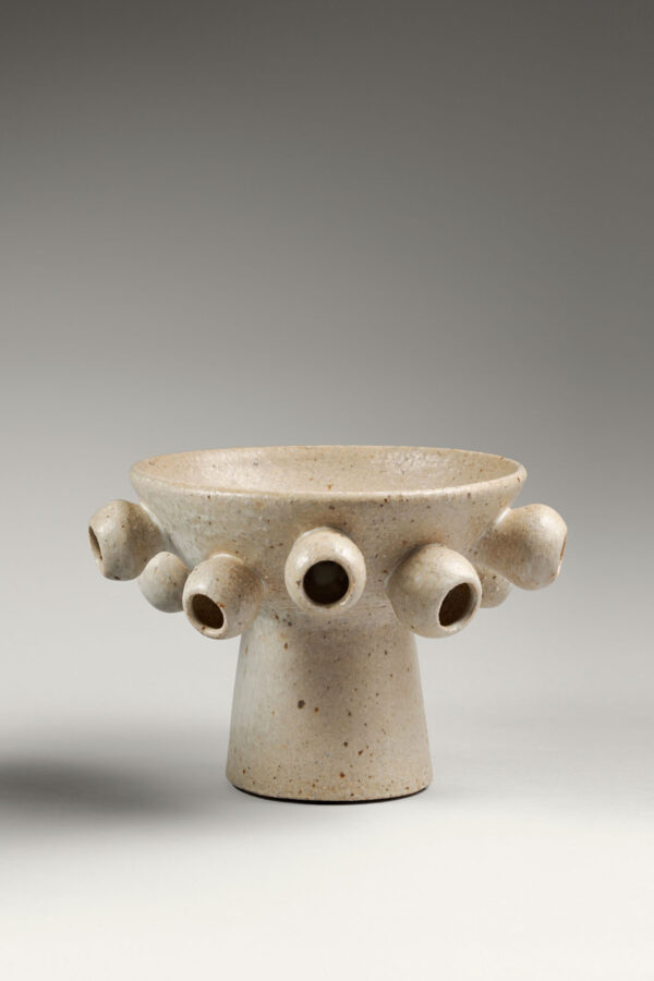 “Tentacle Tazza” Cream Vase