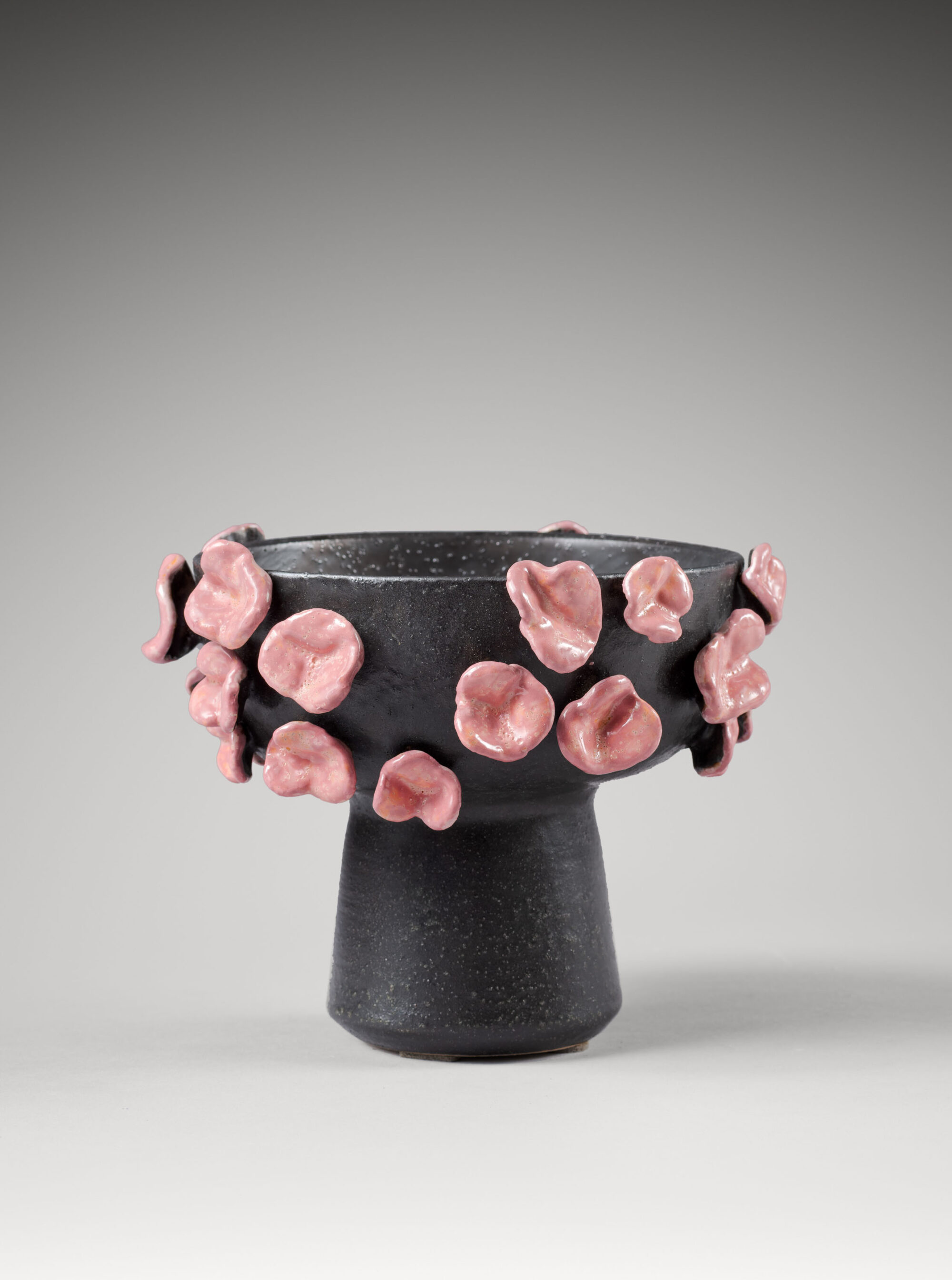 Black and pink petal tazza